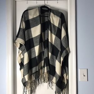 Other - NWOT Buffalo plaid fringe wrap Other - NWOT Buffalo plaid fringe wrap